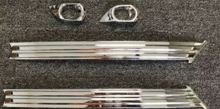 Хромированные накладки на противотуманные фары для Mazda CX-5 2017 -