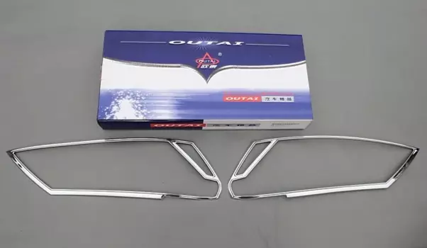 Хромированные окантовки оптики PASSAT