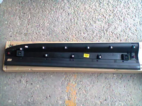 Элемент двери (левый, правый) для Hyundai Grand Santa Fe (2012 - 2018)