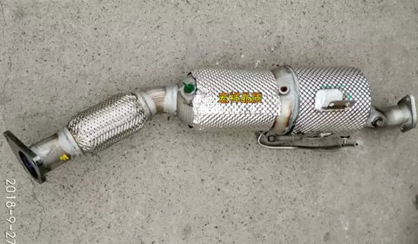 Каталитический нейтрализатор с портом под датчик кислорода для Foton Tunland 2016 - 2019