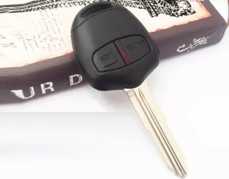 Ключ штатный Mitsubishi