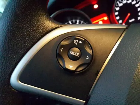 Кнопки аудио на руль OEM Mitsubishi Parts для Mitsubishi Outlander 2015 -