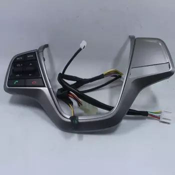 Кнопки управления магнитолой на руле для Hyundai Solaris 2017 -