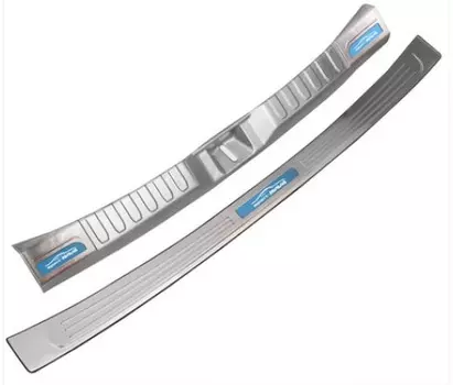 Комплект накладок на порог багажника Toyota RAV4 2019-