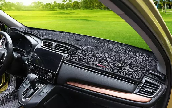 Коврик антискользящий на торпеду для Honda CRV 2017 -