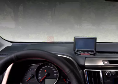 Коврик на торпеду для Toyota RAV4 (2013 - 2015)