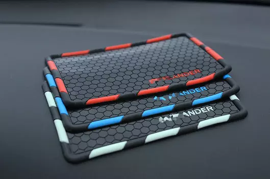 Коврик на торпеду Mitsubishi Outlander 2012 -