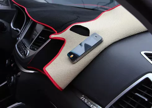 Коврик на торпеду (ворс) для Hyundai Tucson (2015- по н.в. )