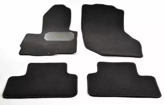 Коврики в салон (текстильные, черные, подпятник п/у) Норпласт NPL-VTe-140-190a Citroen C4 Aircross 2012-
