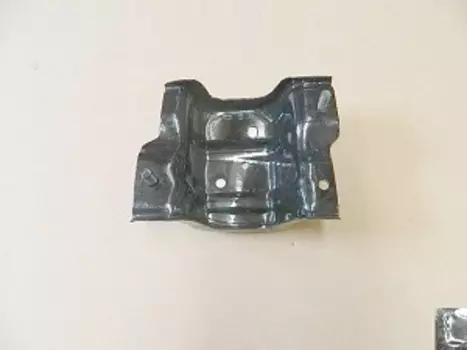 Кронштейн усилителя переднего бампера ПРАВЫЙ/ЛЕВЫЙ для HOVER M4