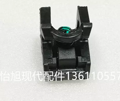 Кронштейн водяного бачка для Hyundai Creta (Крета) (1G) 2016-, рест. 2020-