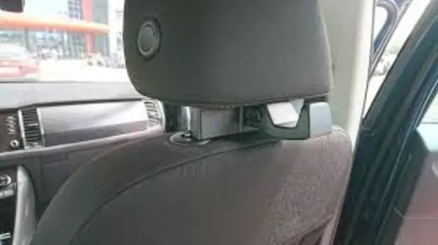 Крючок для суммок 3V0061126