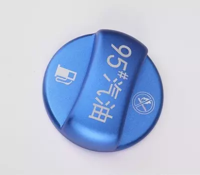 Крышка на топливный бак (синяя) Toyota RAV4 2019-