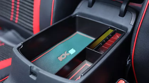 Лоток для хранения мелочей для KIA Sportage IV 2016 -