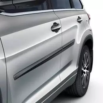 Молдинг боковой (пассажирская сторона) Toyota PT938-48141-AB для Toyota Highlander 2017 -