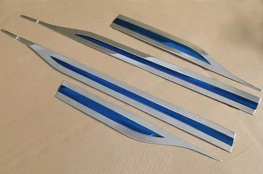 Молдинг боковых дверей (серебристо-синий) Magical MGC00174 для Toyota RAV4 (5G) XA50 2019-