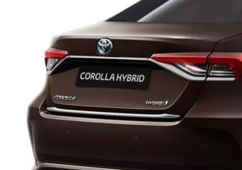 Молдинг крышки багажника хромированный Toyota Corolla 2019-