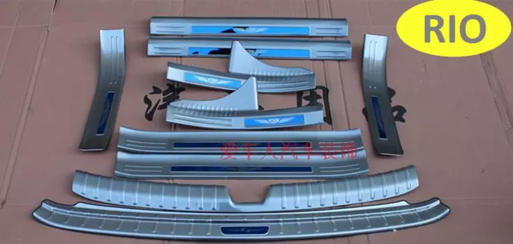 Набор защитных накладок на пороги, на задний бампер и багажный проем для Kia Rio 2017 -