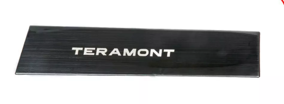 Накладка декоративная на торпеду (надпись "Teramont") для Volkswagen Teramont 2017 -