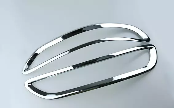 Накладка (хром) на задние противотуманные фары для KIA Sportage IV 2016 -