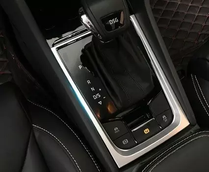 Накладка на центральную панель управления OEM-Tuning 37510 для SKODA KODIAQ (2017 - по н. в.)