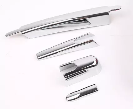 Накладка на дворник заднего стекла (хром) для Geely Atlas 2018 -