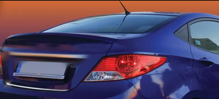 Накладка на нижнюю кромку крышки багажника, нерж., 1 часть (SD) Omsa Line 3214052 Hyundai Solaris 2011-