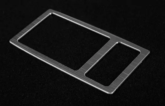 Накладка на панель USB и AUX для Санта Фе 4 (Hyundai Santa Fe 2018 - 2019)