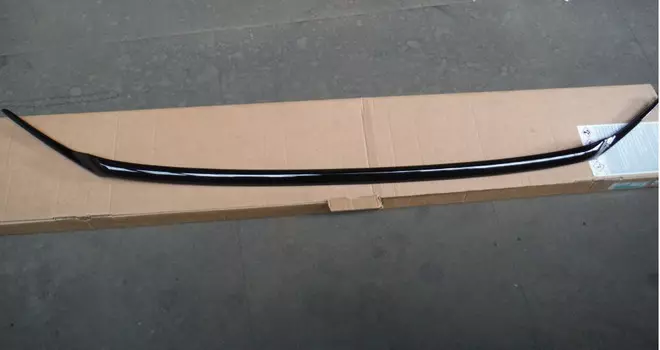 Накладка на передний бампер (черная) Nissan KE610HV03N для Nissan Qashqai 2019 -