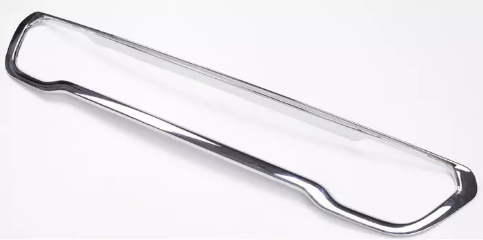 Накладка на передний бампер (красный, хром) для Jeep Сherokee 2015 -