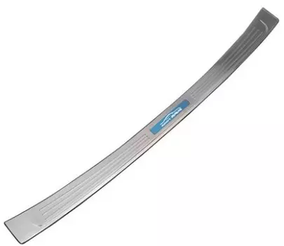 Накладка на порог багажника внешняя Toyota RAV4 2019-