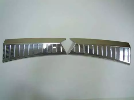 Накладка на проем двери багажника, нерж., 2 части Omsa Line 2616099T для Ford Kuga 2017-