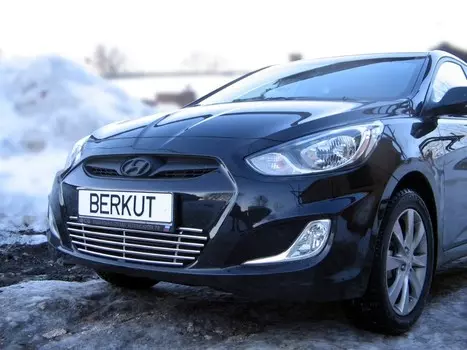 Накладка на решетку бампера d12 Berkut-Auto HSLR.R22 Hyundai Solaris 2011-