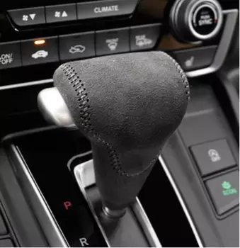 Накладка на рычаг передач (велюр) Honda CRV 2020-