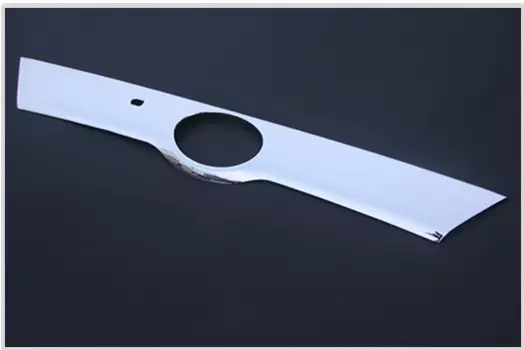 Накладка на шильдик задней двери