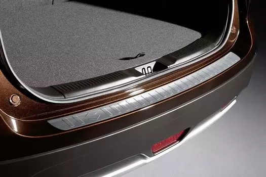 Накладка на задний бампер (алюминий) Suzuki 990E0-61M61-000 для Suzuki SX4 2016 -