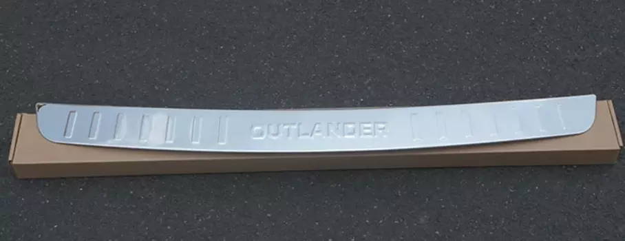 Накладка на задний бампер для Mitsubishi Outlander 3 (2011 - 2014)