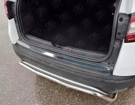 Накладка на задний бампер (лист нерж зеркальный) для Renault Kaptur 2016 -