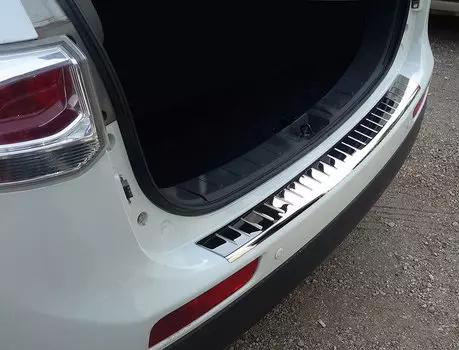 Накладка на задний бампер OMSA (Турция)