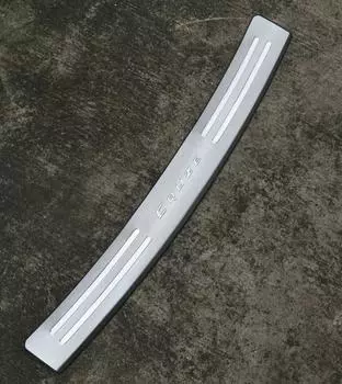 Накладка на задний бампер с надписью Cruze для Chevrolet Cruze