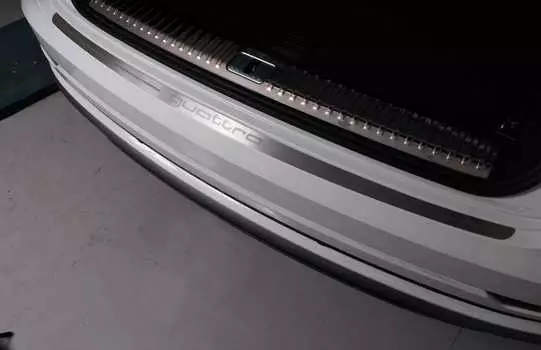 Накладка на задний бампер TCC AUDIQ819-08 Audi Q8 2019-
