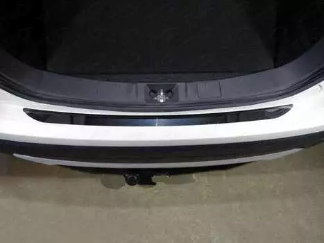 Накладка на задний бампер TCC MITOUT15-30 Mitsubishi Outlander 2018
