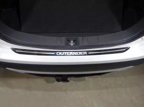 Накладка на задний бампер TCC MITOUT15-32 Mitsubishi Outlander 2018