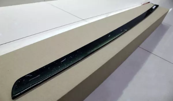 Накладка светодиодная на козырек заднего стекла (стоп-сигнал) для Hyundai Genesis DH (2014 - 2017)