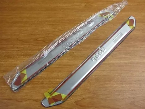 Накладки на дверные пороги Mopar 82214662AB для Jeep Сompass 2017 -