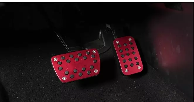 Накладки на педали (красные) для Honda C-RV 2017-