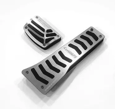 Накладки на педали (серебристые) Kokomotor KKM00114 для KIA Carnival (4G) 2021-