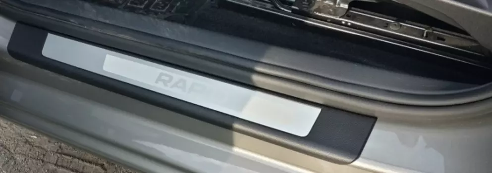 Накладки на пороги 5JA071303 для Skoda Rapid 2020 -