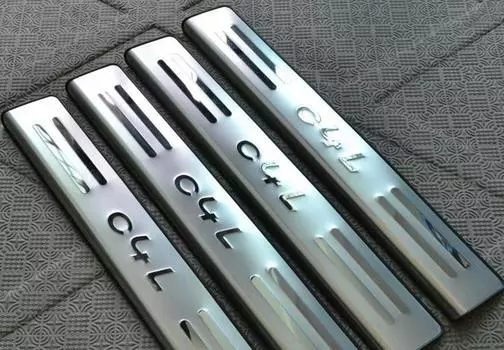 Накладки на пороги для Citroen C4 Седан 2013 - 2016