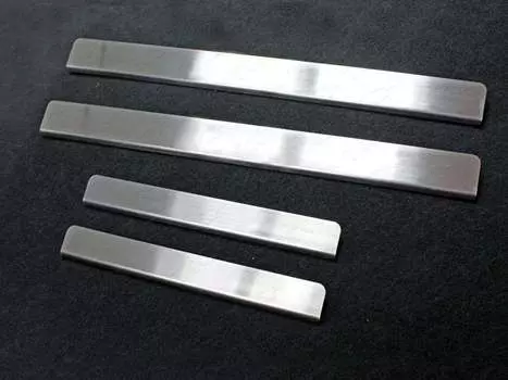 Накладки на пороги (лист шлифованный) ТСС LADVES15-02 для LADA Vesta 2015-